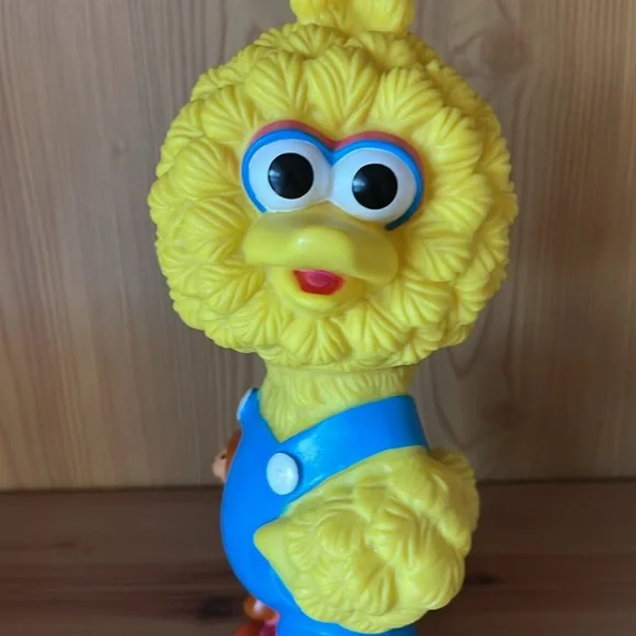 VINTAGE 80’s Jim Henson Sesame Street Big Bird Coin Bank by illco - Picture 12 of 17